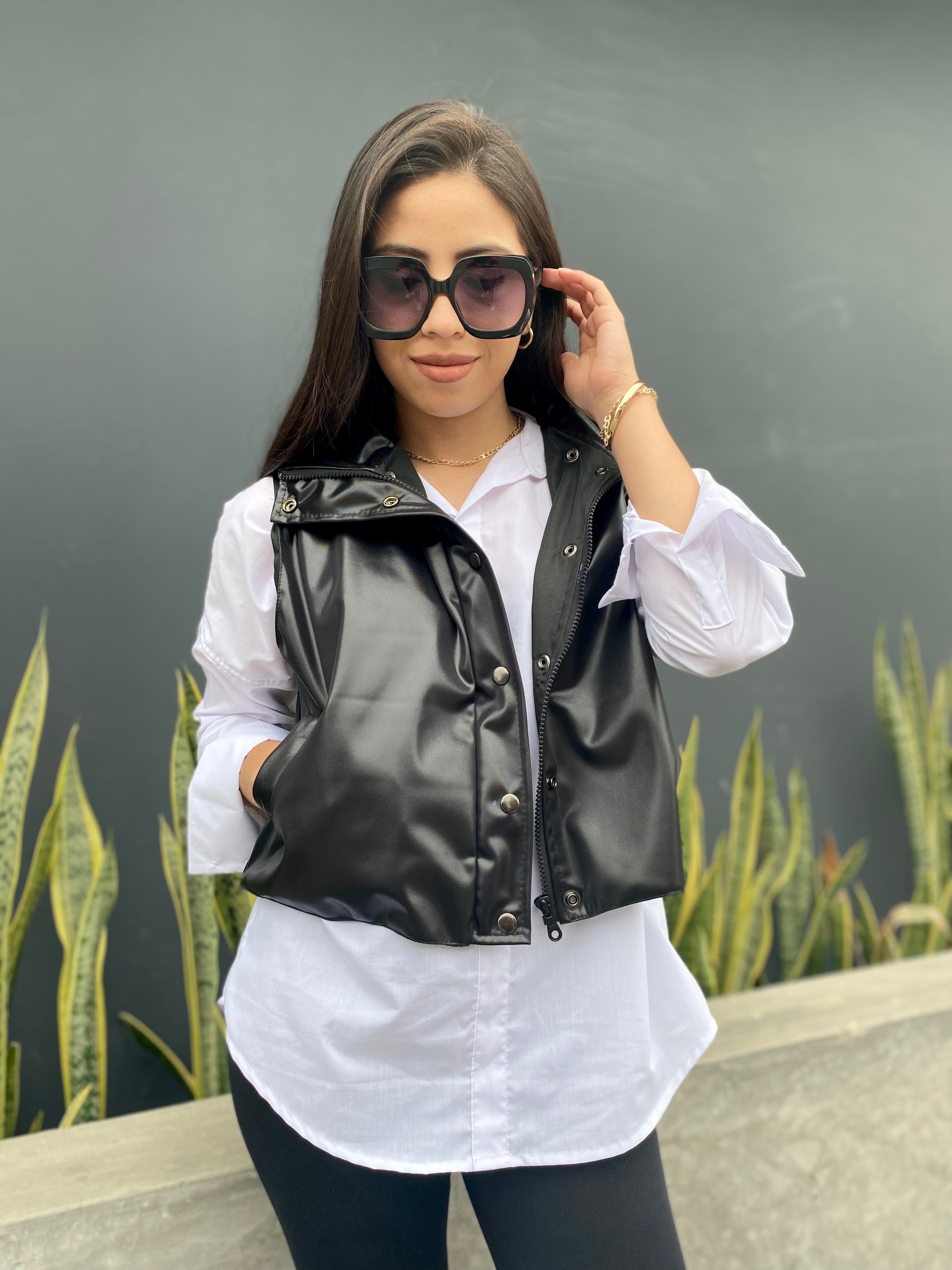Chaleco Cuerina - Negro
